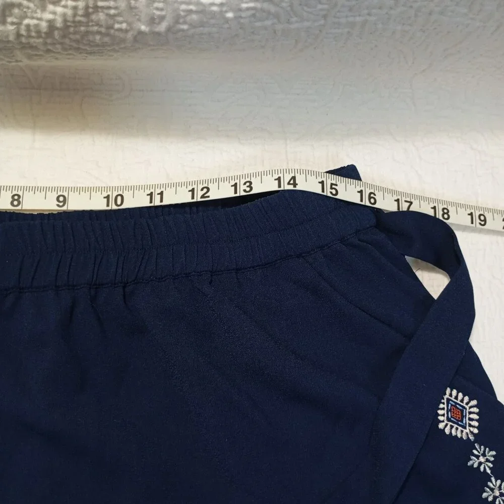 Lucky Brand Womens Embroidered Blue Shorts With Tie Detail - Size L